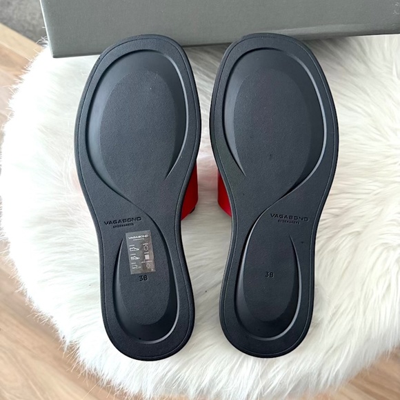 Vagabond Connie Sandal in Bright Red - Size 38 (NWT/NIB) - Picture 9 of 13